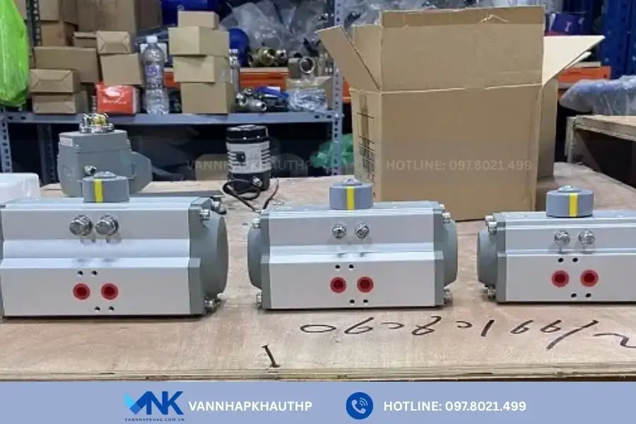 Van Nhập Khẩu sẵn kho số lượng lớn bộ điều khiển khí nén Đài Loan