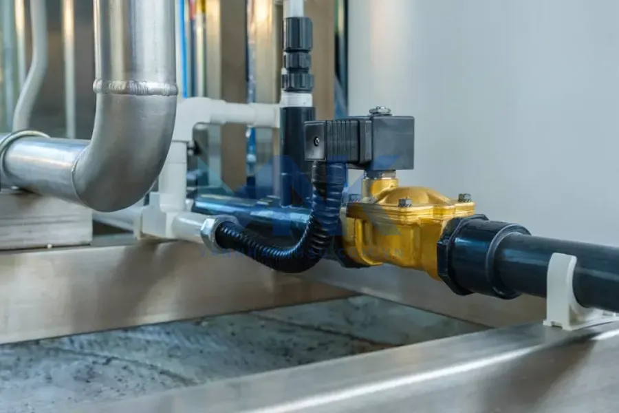 Hình ảnh lắp đặt thực tế của van điện từ cho các hệ thống hơi nóng