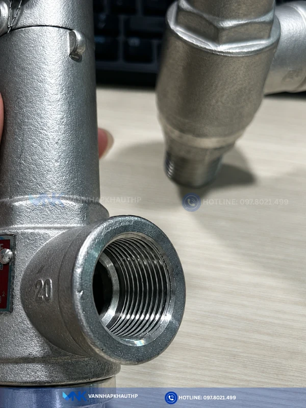 Van an toàn Hàn Quốc nối ren nhỏ gọn