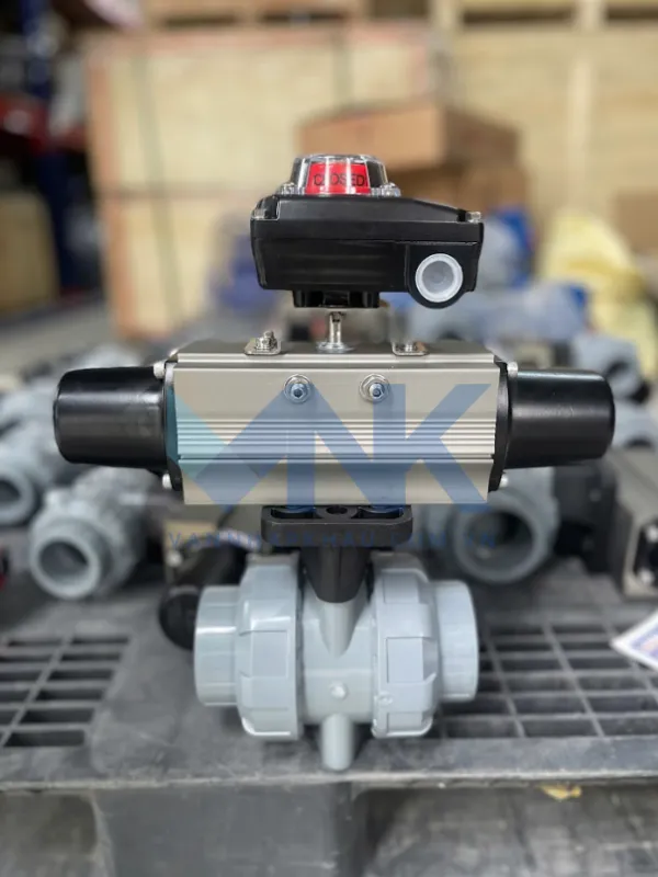 Van bi nhựa điều khiển khí nén