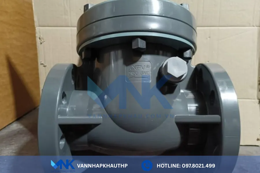 Van một chiều nhựa lá lật