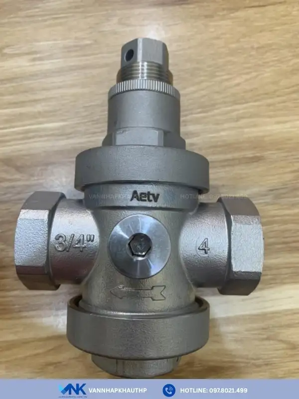 Van giảm áp nối ren inox